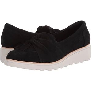 NWT CLARKS LOAFER